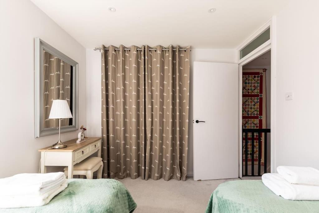 Premium Central House W Parking - Walk Everywhere Bath Kültér fotó